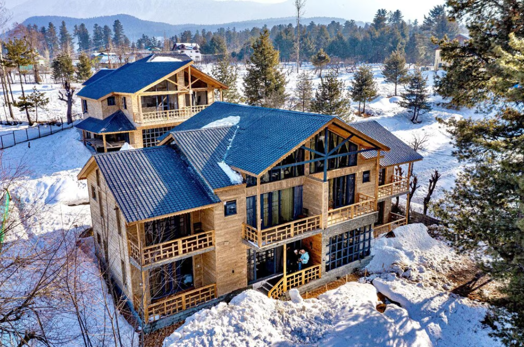 Sheen Woods Chalets, Tangmarg (Gulmarg)